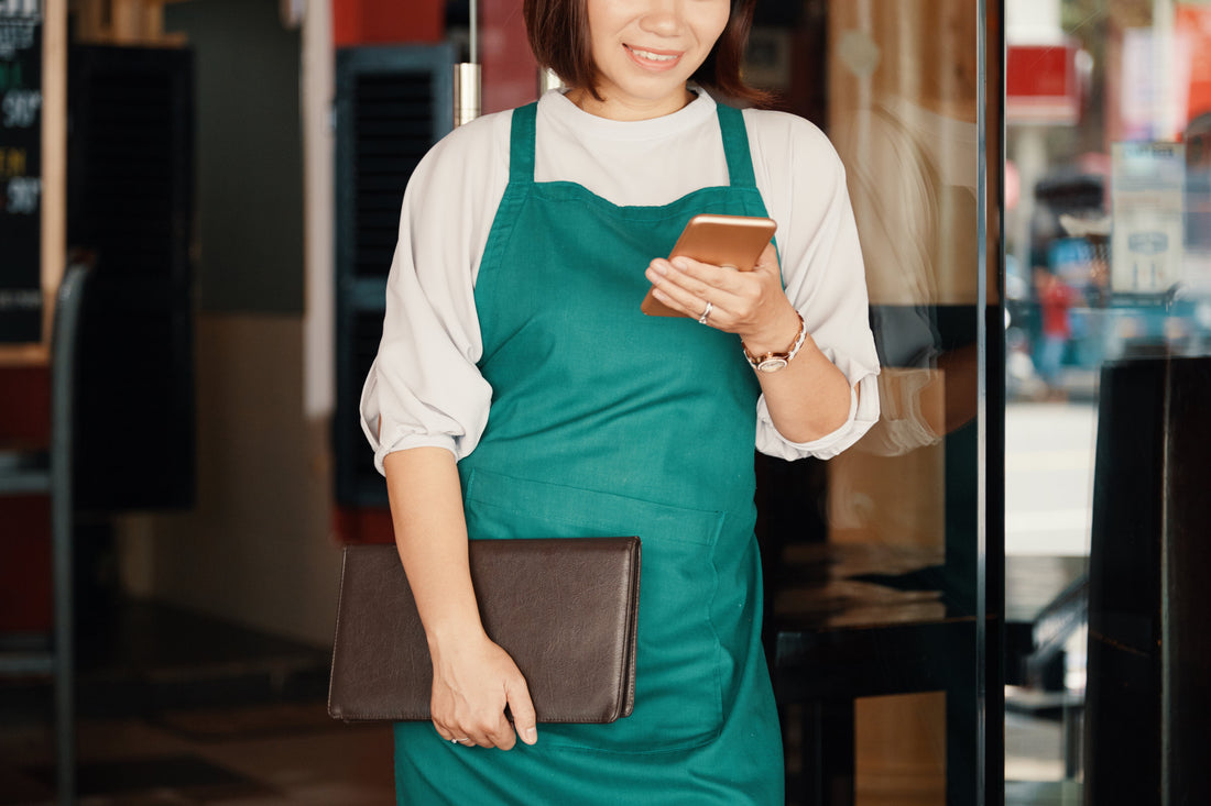 Custom Aprons: The Ideal Combination Of Style, Function, & Branding